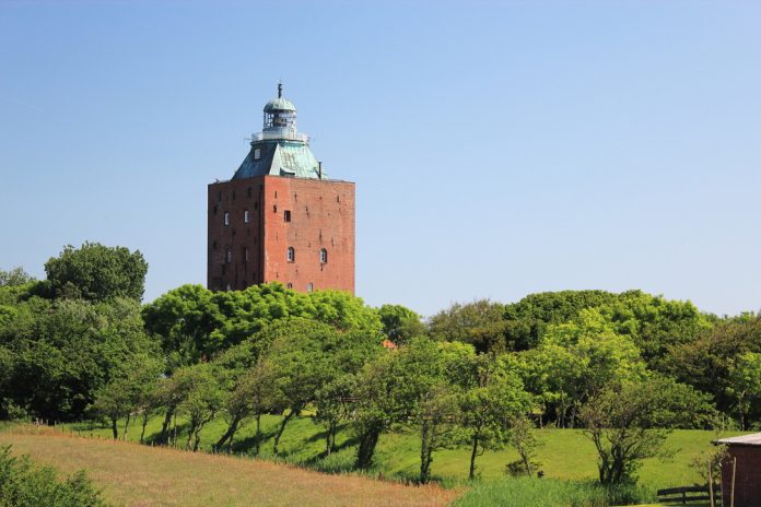 Eine Frische Brise Und Viel Geschichte Atmen: Der Leuchtturm Neuwerk ...