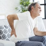 Chronische Schmerzen können ganz unterschiedliche Ursachen haben. Bildquelle: © Shutterstock.com