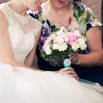 Wenn die eigene Tochter heiratet, ist das auch immer ein ganz besonderer Tagfür die Brautmutter. Bildquelle: shutterstock.com