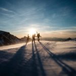 Der Winter steht vor der Tür und damit auch der nächste Skiurlaub. Bildquelle: © Joris Berthelot /  Unsplash.com
