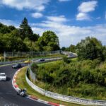 Der berühmte Nürbugring mit seiner legendären Nordschleife ist ein beliebtes Ausflugsziel in der Eifel. Bildquelle: © Oskar de Jonge / Unsplash.com